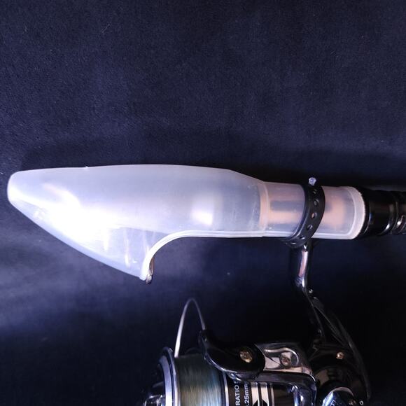 Portable Dark Spider DS4000 Telescopic Fishing Rod Pole Reel Set w/ Accessories - Picture 6 of 16